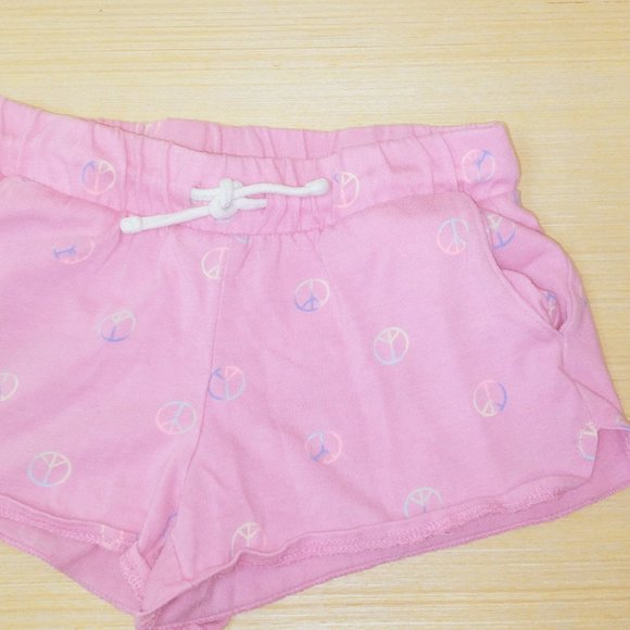 Old Navy Pink Cheer / Peace Sign Shorts in Girls size 6/7 Small - Picture 3 of 6